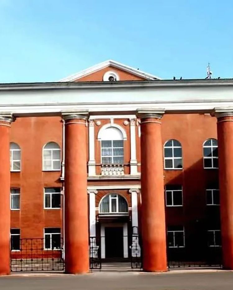 Решетник показал разрушенный дворец культуры в Николаеве, где выступал еще школьником: &quot;сердце разрывается&quot;